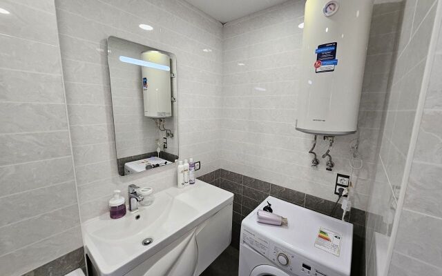 Na Kommunisticheskom Prospekte, 31b/1 Flat