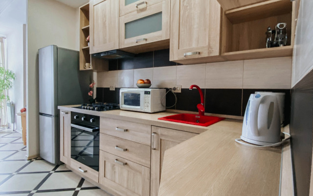 Апартаменты в центре с видом на город 89