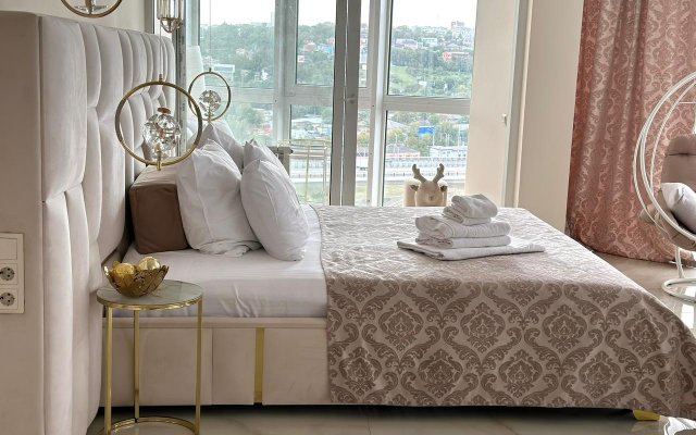 Апартаменты Атмосфера комфорта студия Золотая антилопа с лоджией