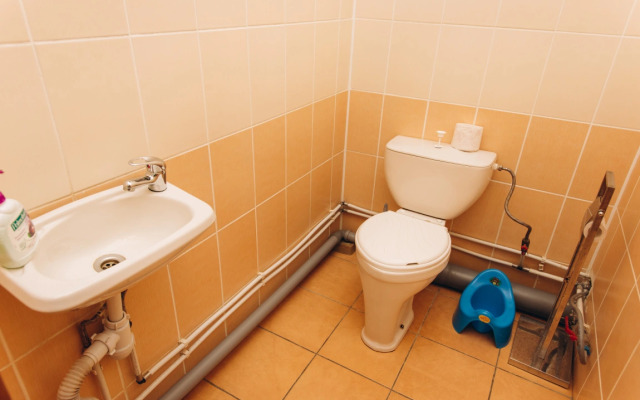 Квартира Гостевая Алеся на Малышева 4Б 3