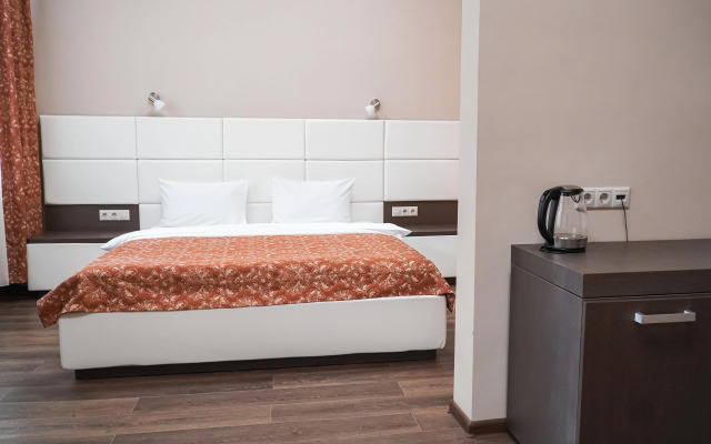 Taym Hotel