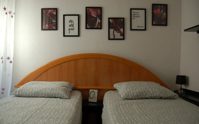 Ispaniya Uyutnaya Kvartira 200m ot Morya Apartments