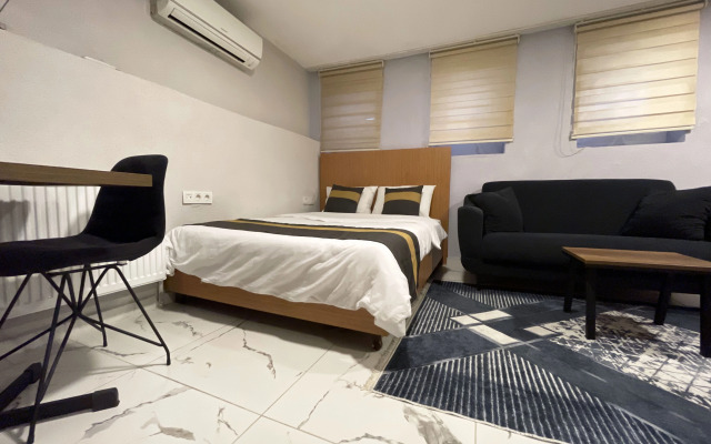 Basement With Fast WiFi And AC Apartments