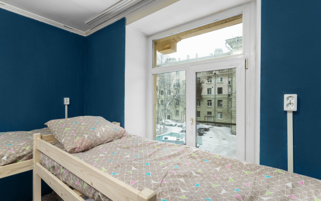 Podushki Na Tallinskoy Hostel