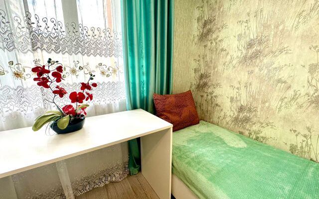 Yevro 3-Kh Komnatnye Apartamenty Na Sheremetyevskoy 10k5 Apartments