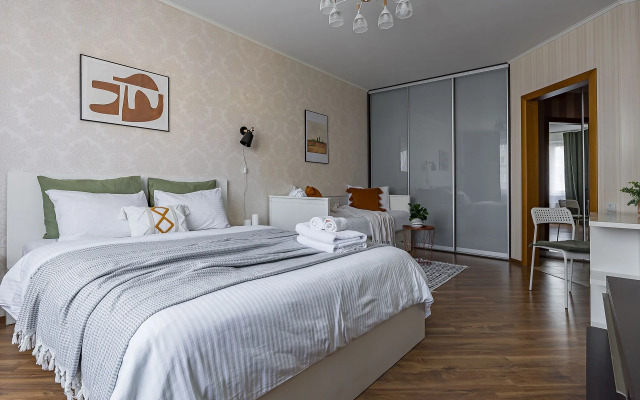 Na ul.Rodionova d.165 k.9 Sova-Dom Flat