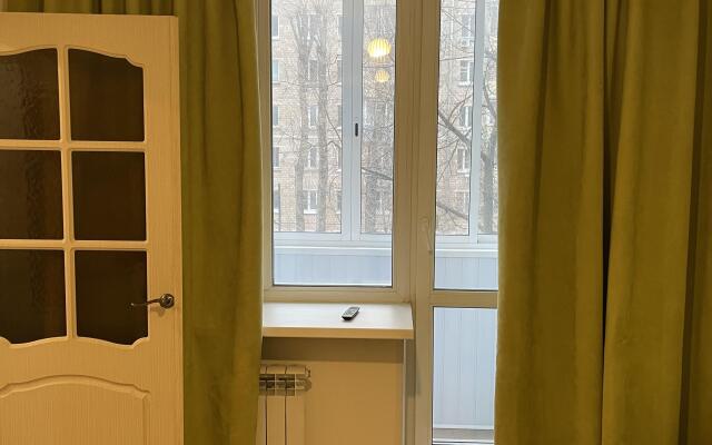 Na Grokholskom Flat 1