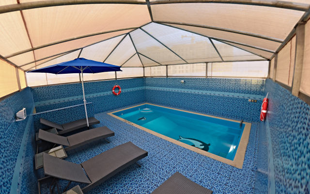 Отель Garden Plaza