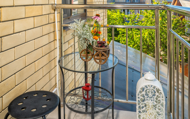 M+ Guest House
