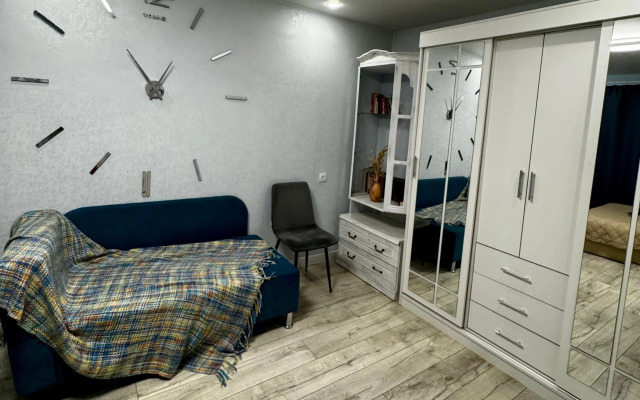 Квартира на Ефремова 8