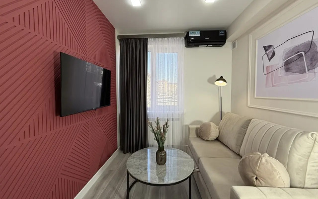 New Trendy 1Bd Apt, Unbeatable Location Flat