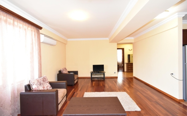 RentInnYerevan Mher Mkrtchyan 1 street Apartments
