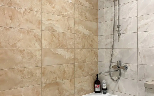 Апартаменты с двумя кроватями, балконом и ванной, с 15 по 17 этаж