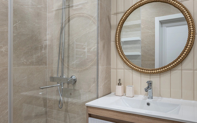 Квартира на набережной