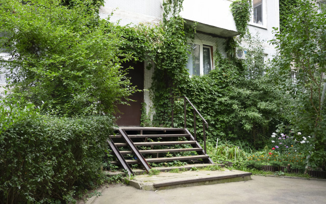 Апартаменты Pavlov Бордовая