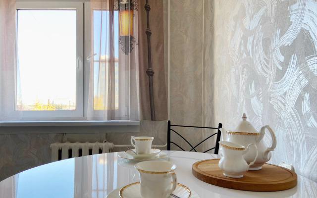 Svetlaya 2kh Komnatnaya Flat