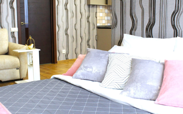 Apartamenty Apato Svetlaa studia s Zavorazivausim vidom na gorod
