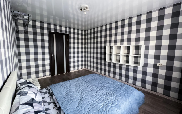 Квартира 3-комнатная на Баумана 12