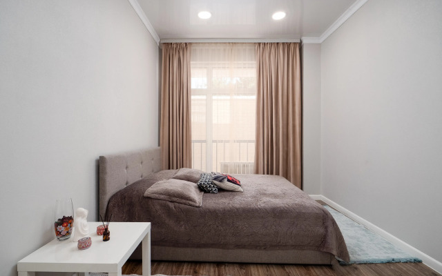 Na Ulitse Tattimbeta 86 Apartment