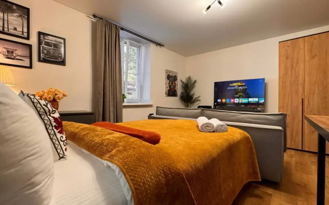 Na Sovnarkomovskaya 6A Flat