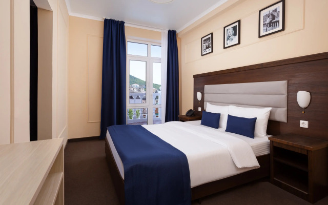 Democratia Ultra All Inclusive Family Hotel