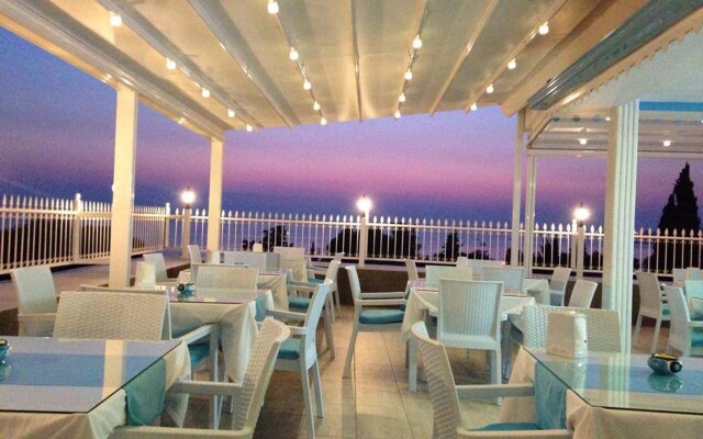 Aura Boutique Hotel