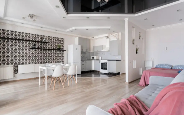 Na Pereulke Bogdana Khmelnitskogo 8 Flat