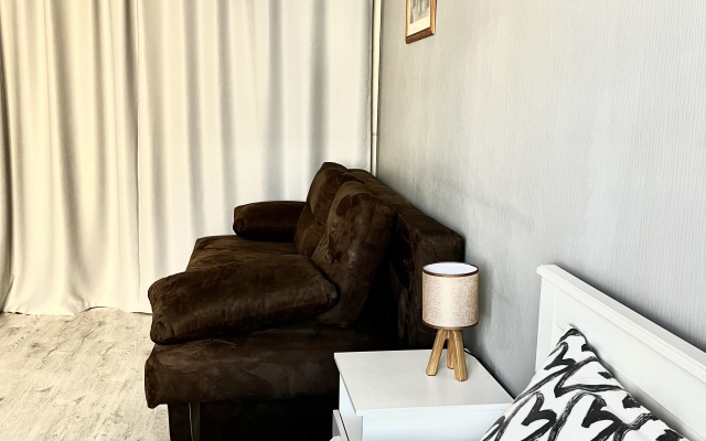 Апартаменты Уютная квартира на Хохлова 8