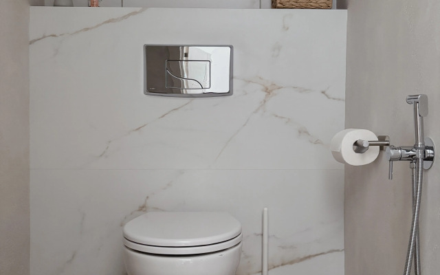 Sinyaya Osen U Metro Grushevskaya Flat