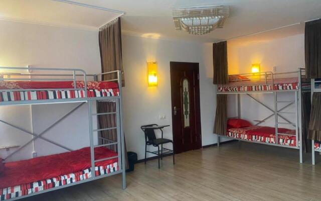 Room Koktobe Hostel