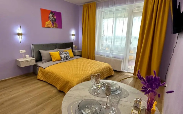 Dizayn Kudrovo s Kachelyyu Apartments