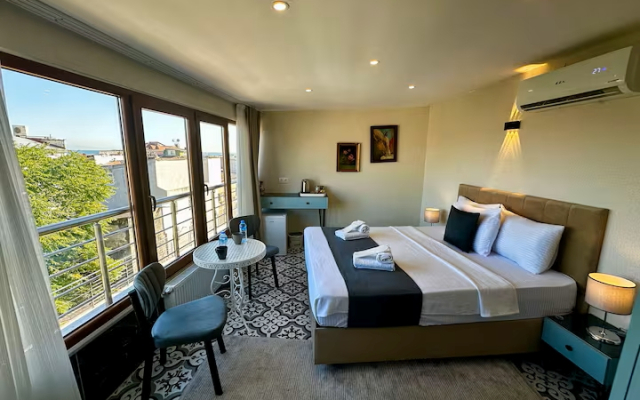 Отель Leili Hagia Sofia Hotel