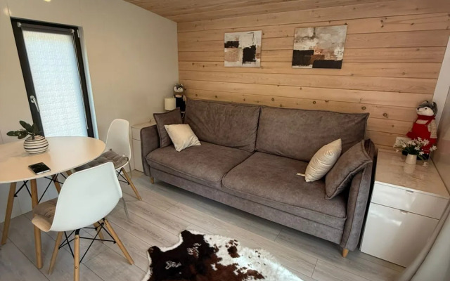 Unikalny Atomm Xl Private house