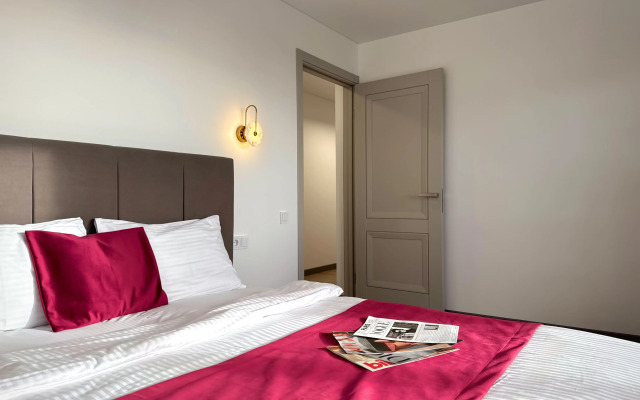 Квартира с Видом на Кафедральный Собор Whiteloft