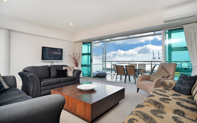 Апартаменты Waterfront Suites in the Heart of Auckland