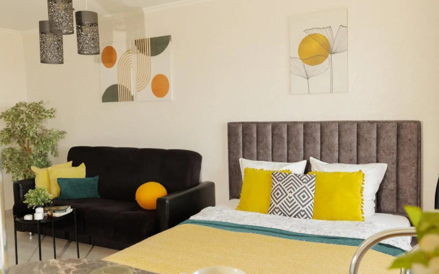 Квартира на Пр Победа Революции 128А