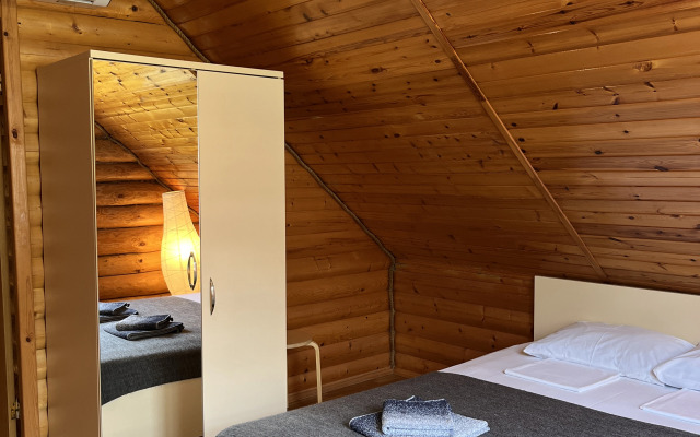 Pod Klych na Kompanyu do 14 chelovek Guest House