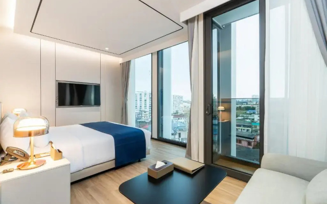 Arbour  And Residence Pattaya