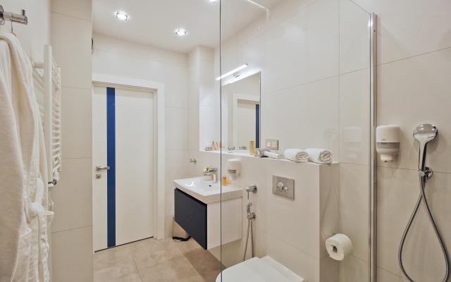 Apartments Flyapart 8