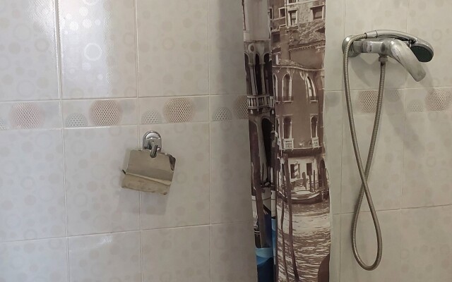 Larisa Guest House
