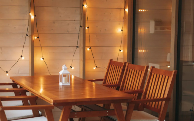 Частный дом с баней и чаном у воды и леса