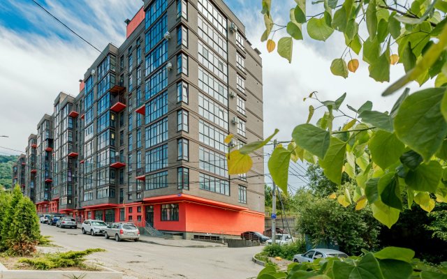 Apartamenty Iriny Savelyevoy - Park - "krasnoye Solnyshko" - Novostroy