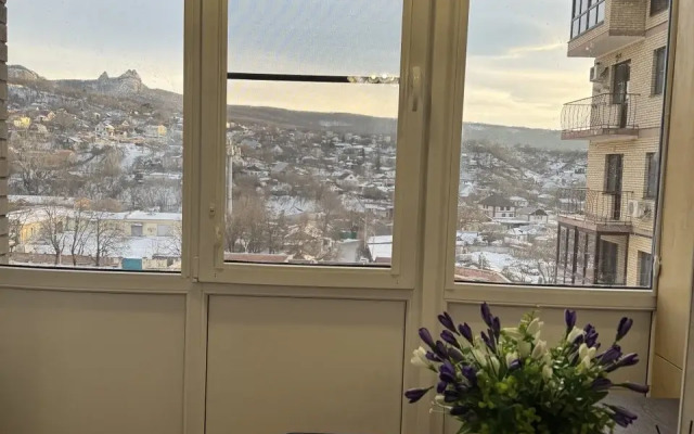 Stilnaya V Elitnom Dome Flat