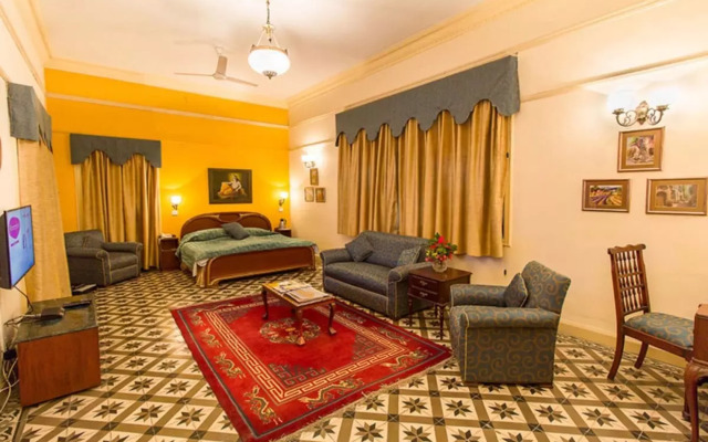 Отель WelcomHeritage Taragarh Palace