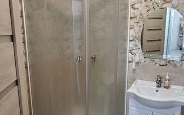 Квартира на Артезианская 2