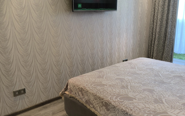 V Shusharakh, Novgorodskiy 7 Flat