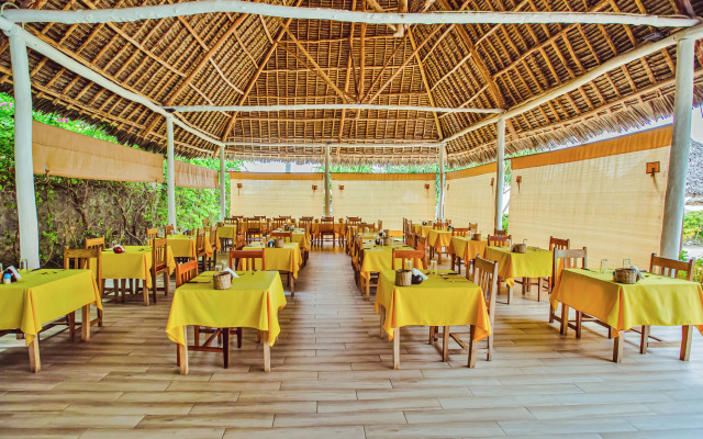 AHG Sun Bay Mlilile Beach Hotel