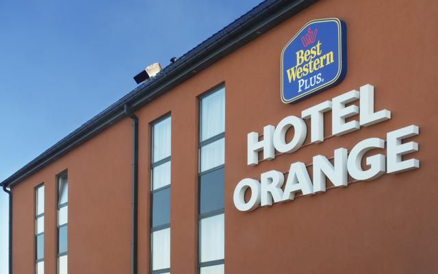 Orange Hotel