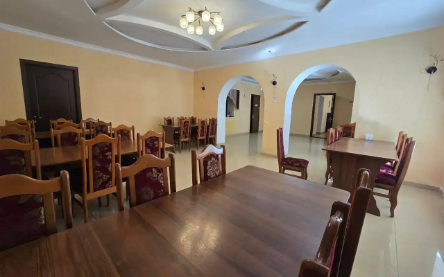 Elbrus Hotel