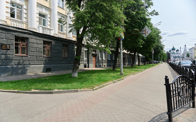 "Gosti" v istoricheskom tsentre goroda apartment